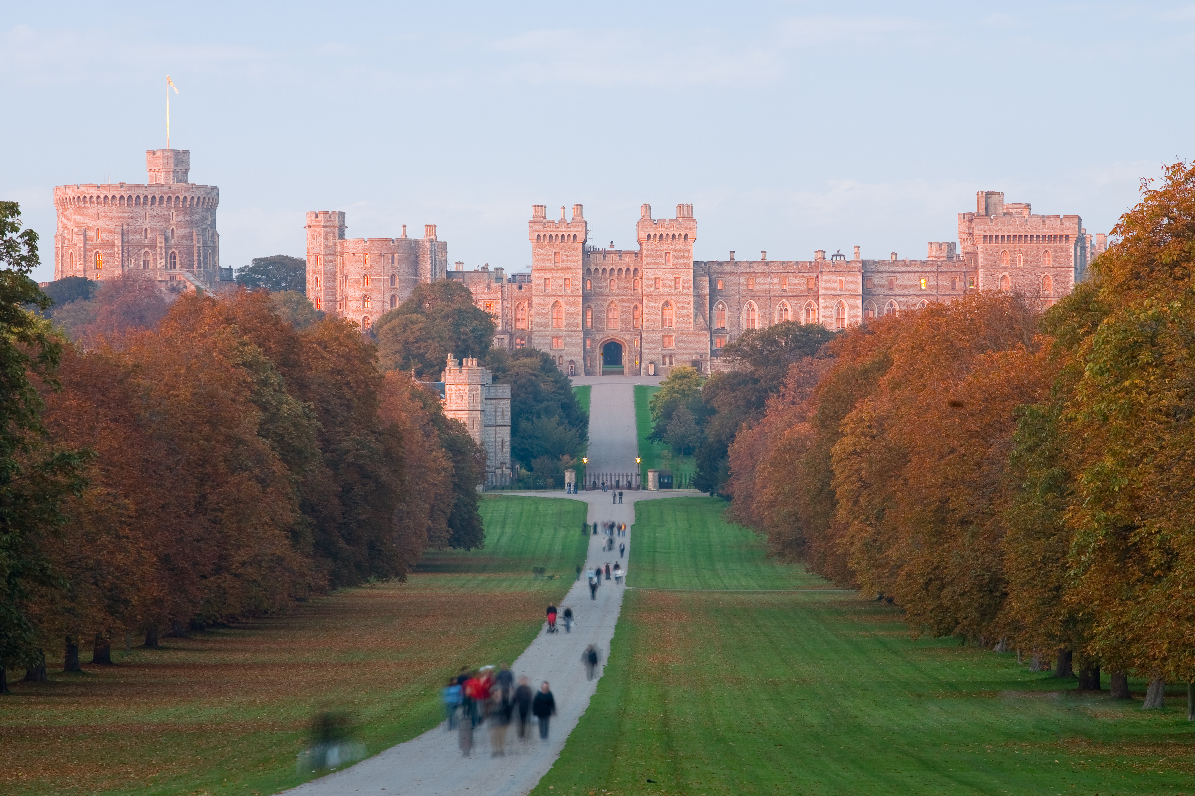 Windsor Castle with Transport