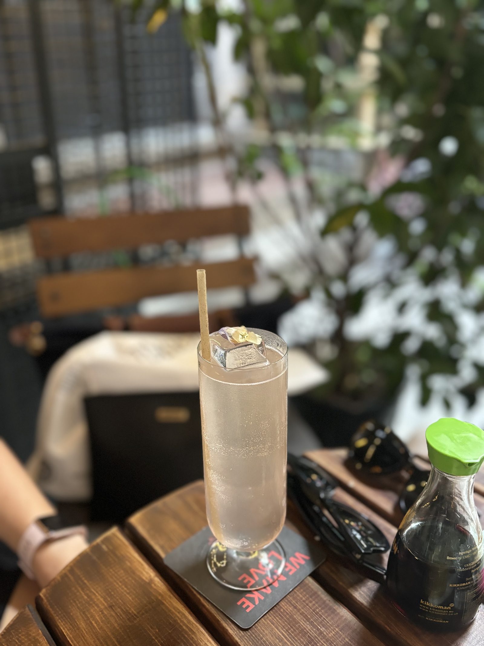 Moretenders’ Cocktail Crib & Sushi