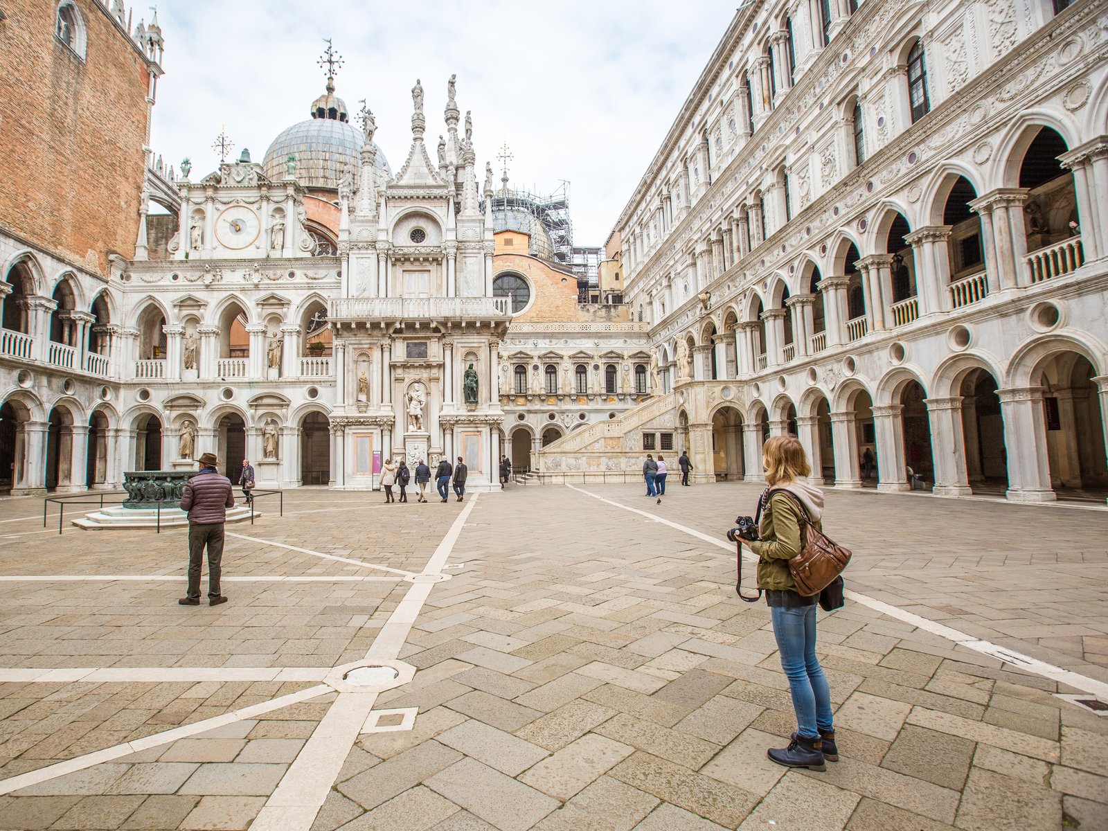 Doge's Palace Skip-the-Line Self Tour with Prisons