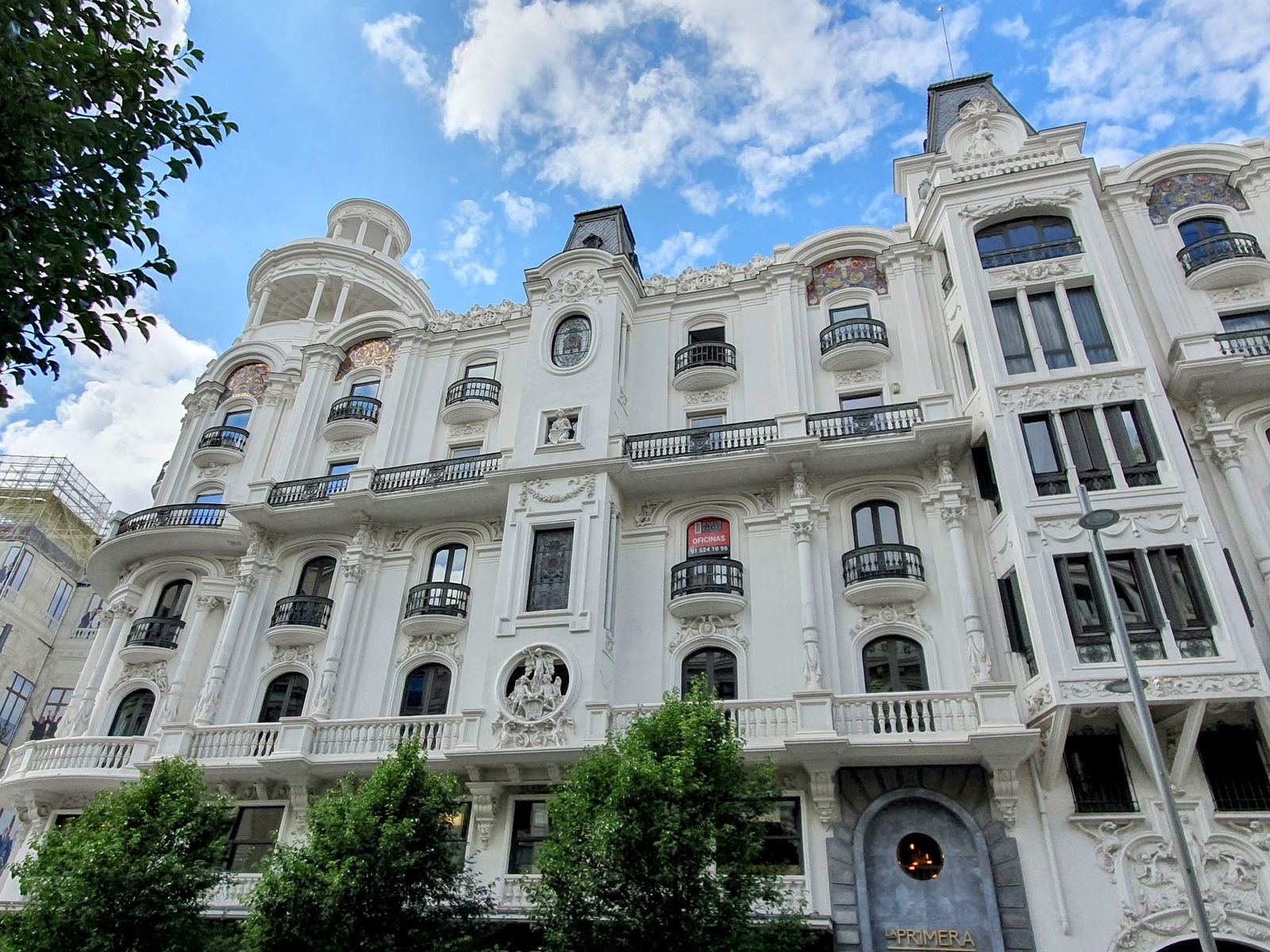Edificio Grassy