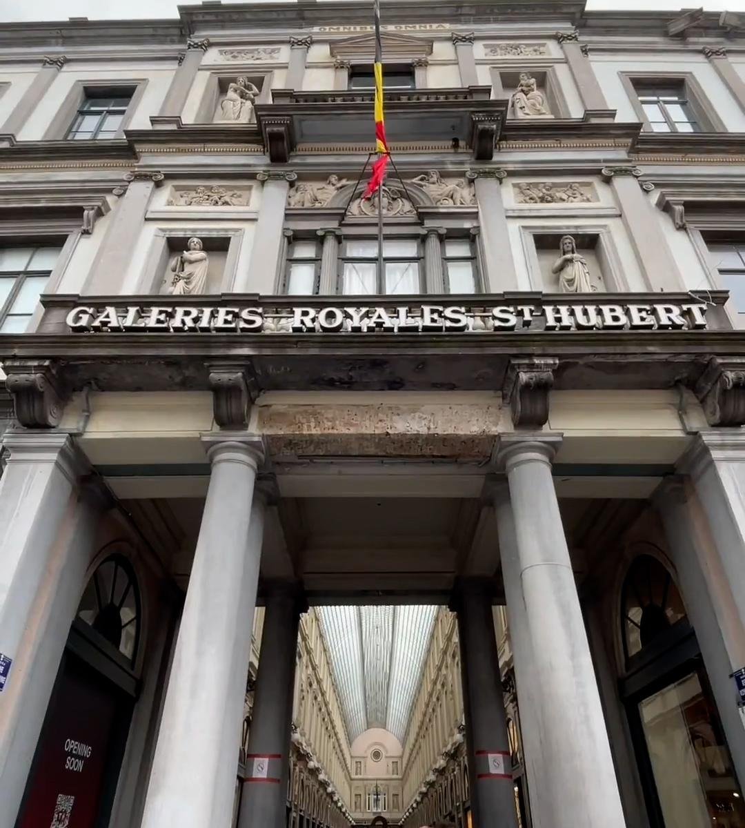 City Highlights Walking and Tasting Tour