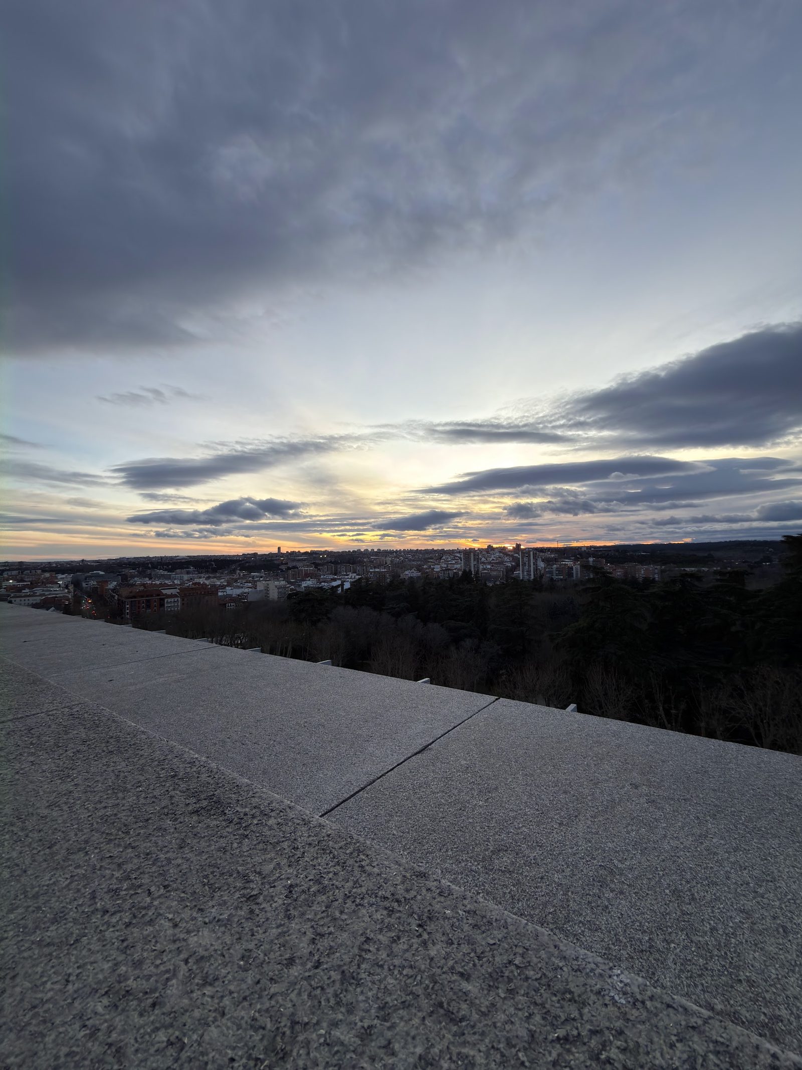Royal Palace’s Ledge Viewpoint
