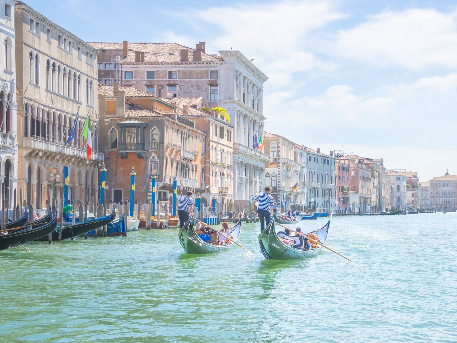 Shared Gondola Ride Across the Grand Canal