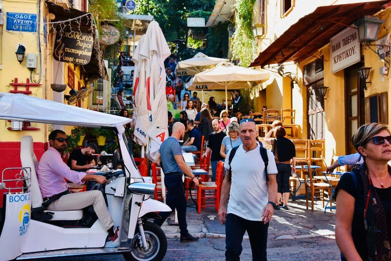 Private Evening Sightseeing Tour by Electric Tuk-Tuk