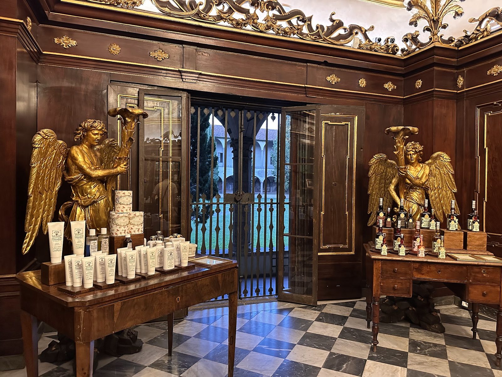 Officina Profumo - Farmaceutica di Santa Maria Novella