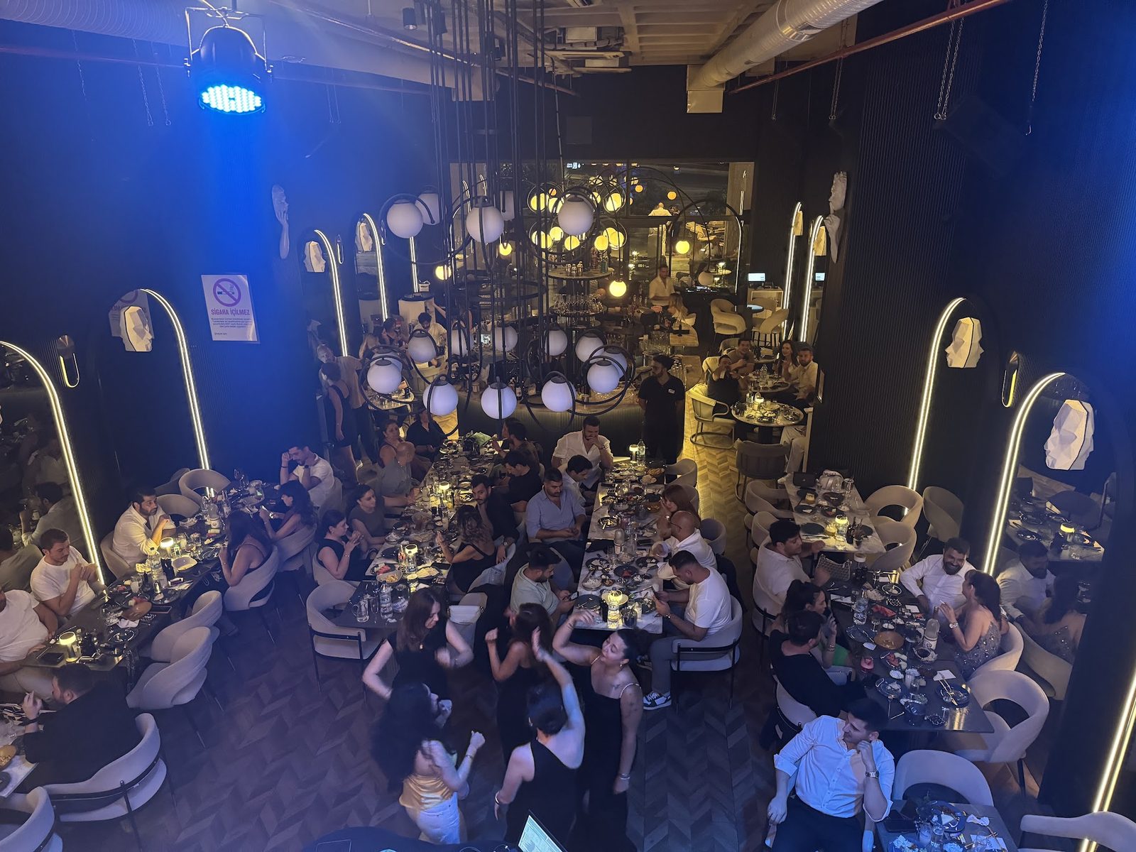 Loxxi Brasserie