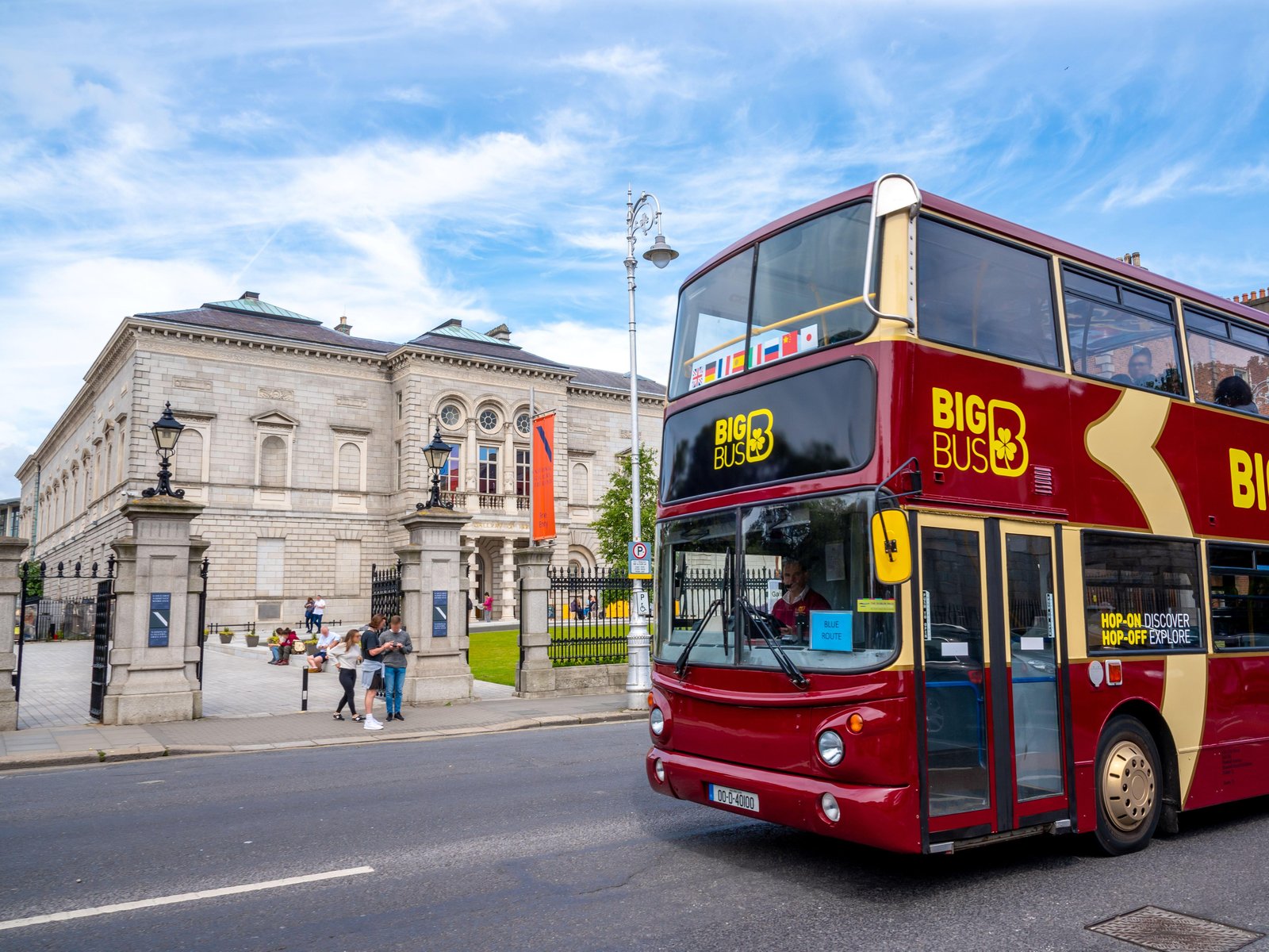 Big Bus Hop-On, Hop-Off Tour with Live Guides